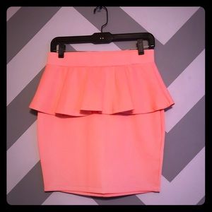 ➡️JUST ADDED⬅️ Peplum Pencil Skirt